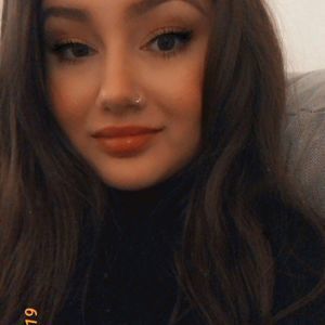 Meet your Posher, Sabrina